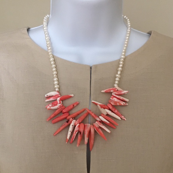 Vintage Jewelry - Pink coral & cultured freshwater pearl necklace